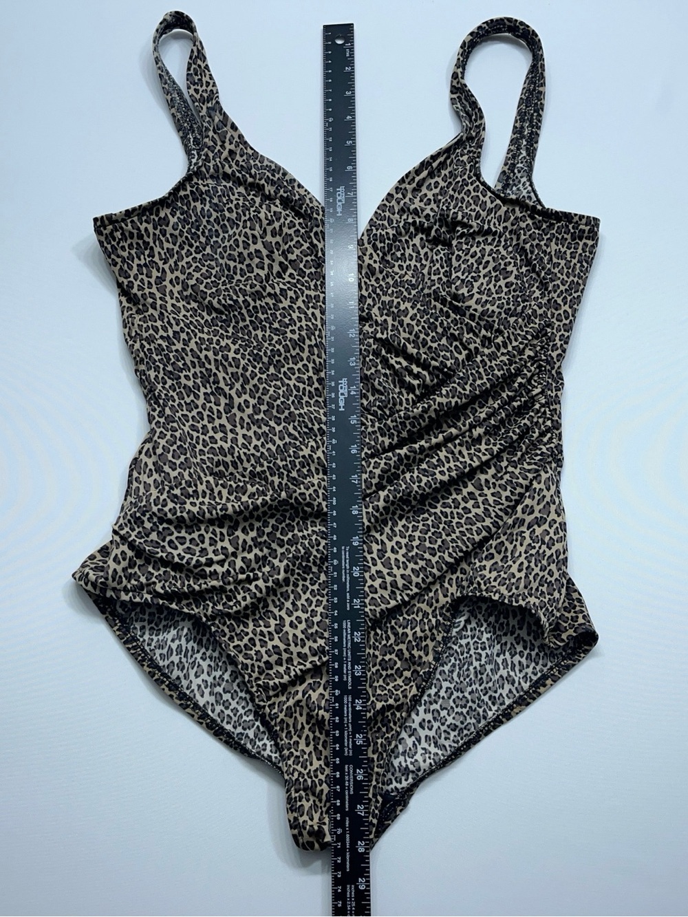 Miraclesuit Leopard Print One Piece Swimsuit Womens Size 16 Tummy Control - Picture 9 of 9